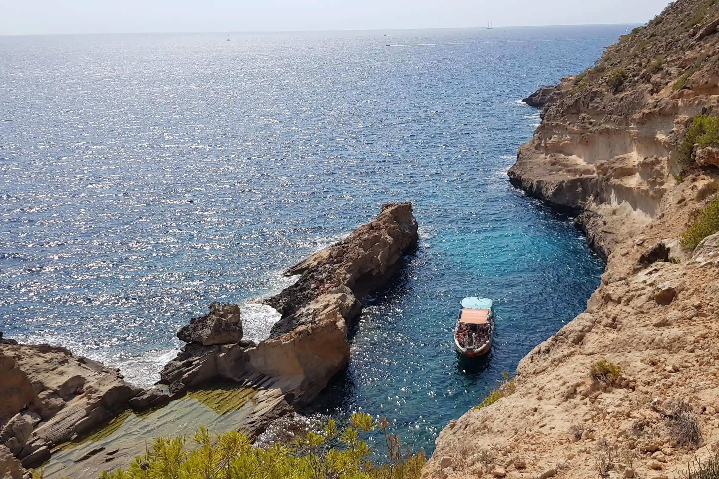 Caves, Cliffs & Coves