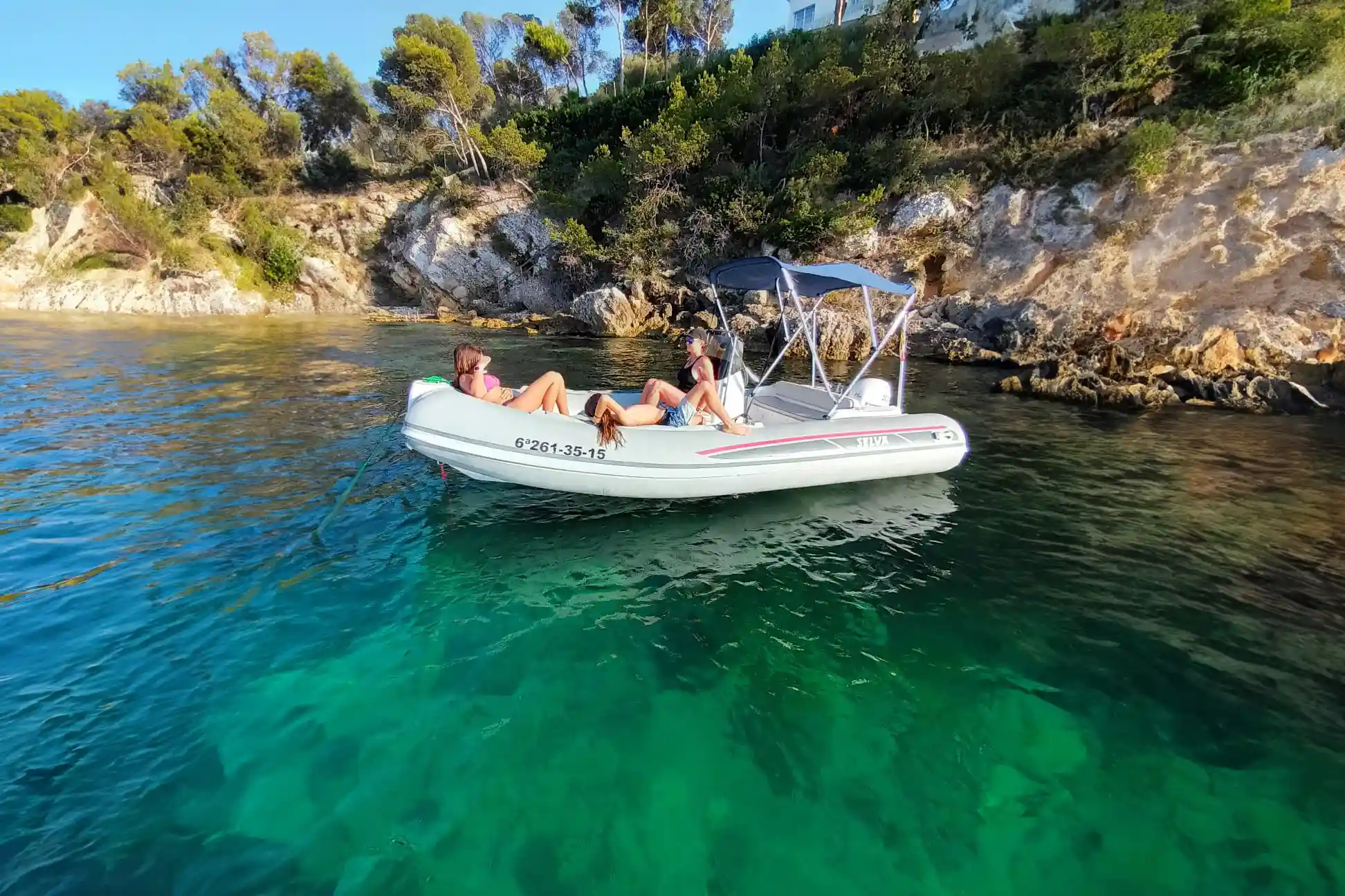 Boat without licence from Palmanova – Selva 470