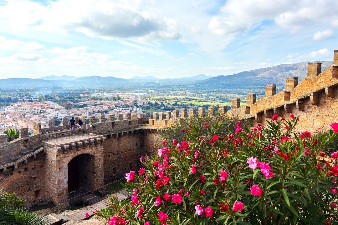 The Alluring Northeast at your Own pace: Natural wonders, Quaint Artà & Capdepera